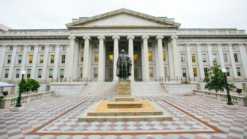 US Treasury Faces $1 Trillion Debt Deadline as Politicians Dither