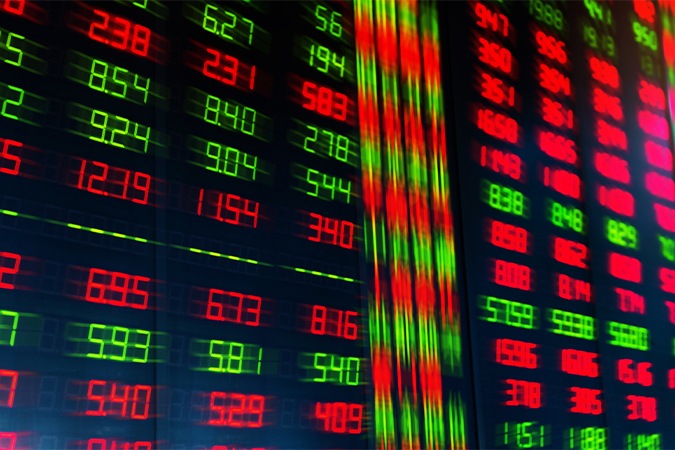 Fed’s Surprise Move Won’t Derail US Stocks in 2025, Experts Say