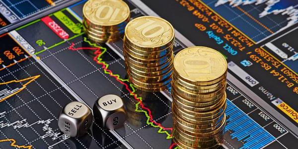 Carvana, Robinhood, and Coinbase contributed to gains in the S&P 500 following a significant rebound in 2022.