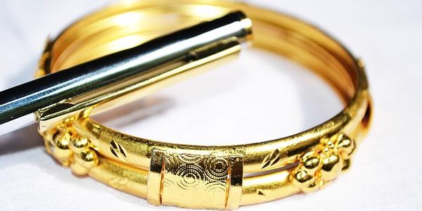 Fed Rate Cut Hopes Boost Knowles, Kyndryl, Equifax, HNI, IAC Stocks