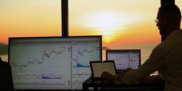 ABM Industries Stock Drops Amid Weak Earnings, Downgrade